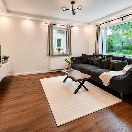 Modernes Designer-apartment In Ruhiger Lage Lejlighed *